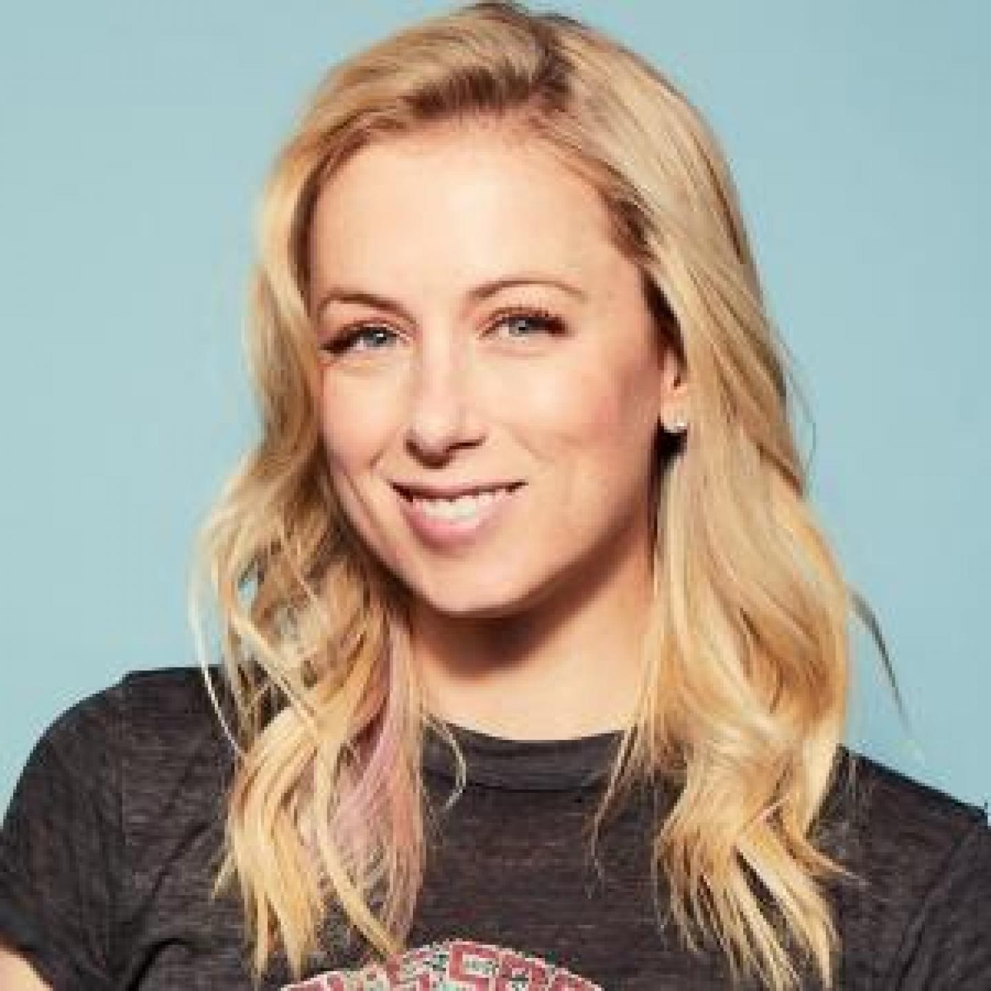 Headshot of Iliza Shlesinger