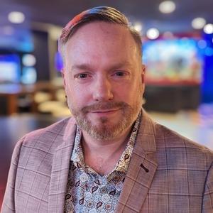 Headshot of Christopher Griswold-Jenkins